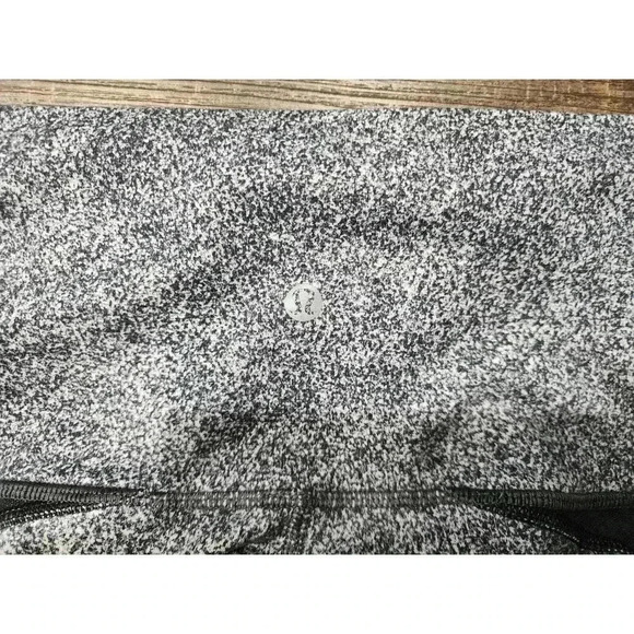 Lululemon Leggings Womens Size 6 Black And White - Picture 4 of 7